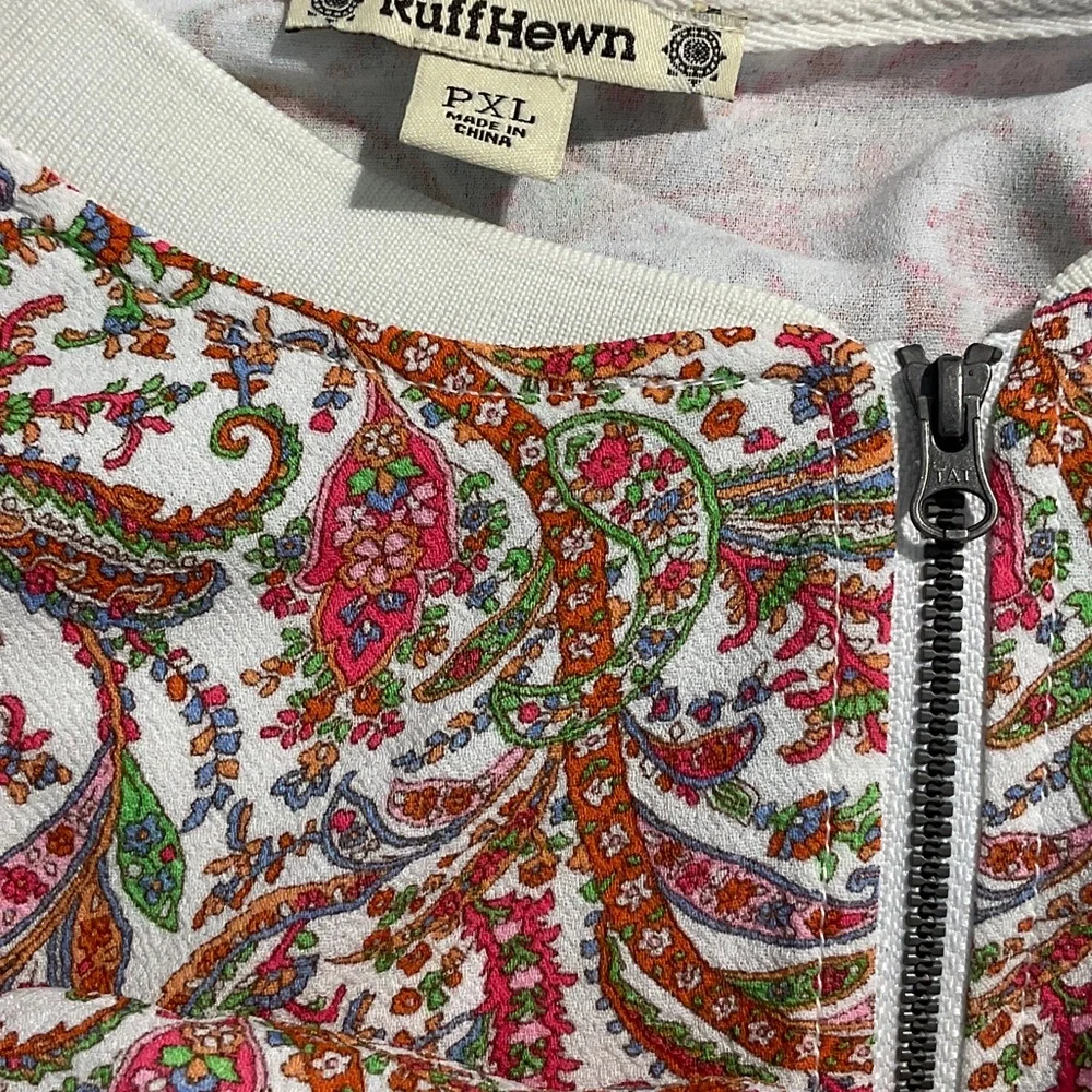 Size PL,PXL Ruff Hewn White Paisley Zip-Front Bomber Jacket w/ Colorful Accents